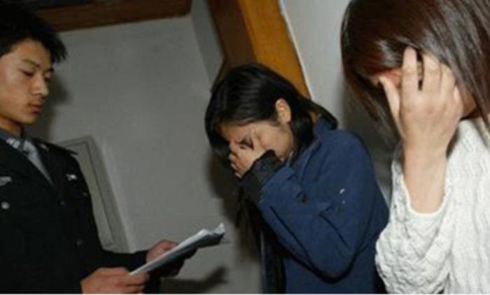 女大學生伴游300一天：白天陪玩晚上陪睡