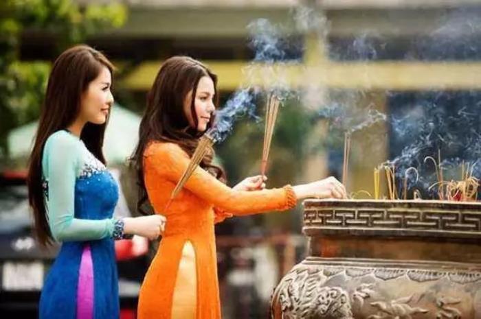 私人女導游_泰國私人女導游帶過夜_私人導游