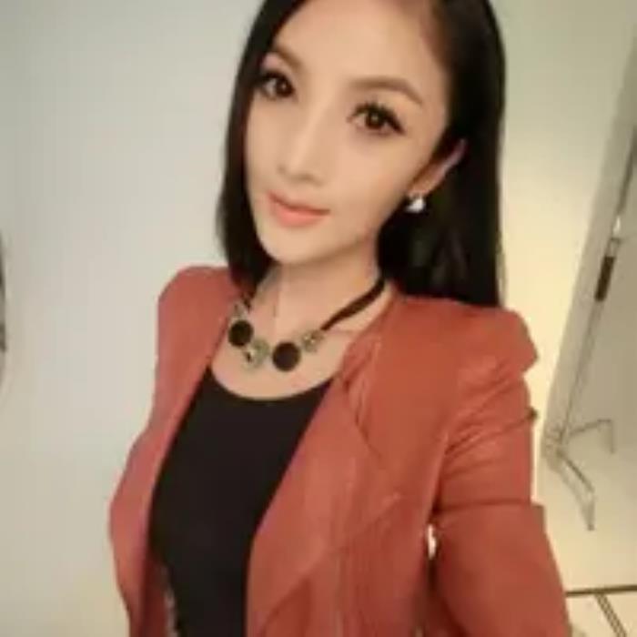 深圳伴游,魏旋君(四川火姐)故宮私人導游百合網婚戀網推薦