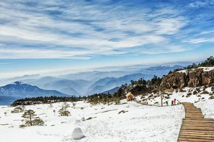 轎子雪山游玩路線