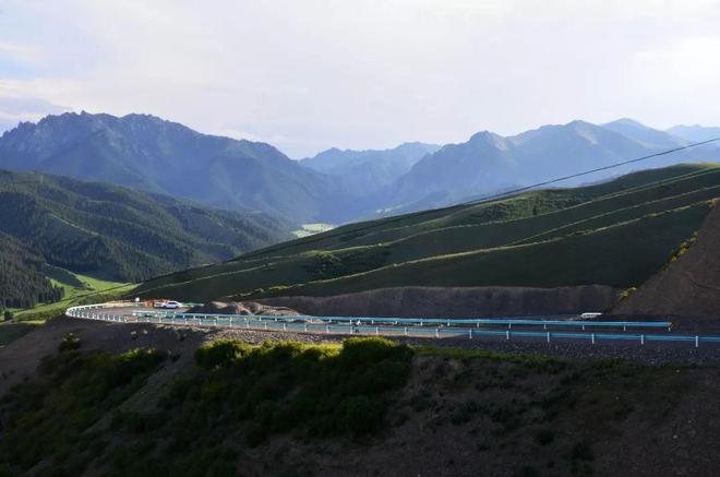 烏魯木齊周邊除了天山天池，還有個地方值得一去，安靜游客少