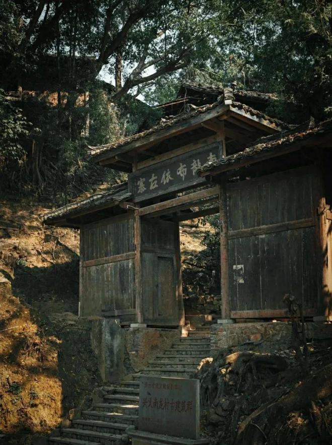 被封“中國最美”，全國唯一沒有平原的貴州省，每處山水都封神！