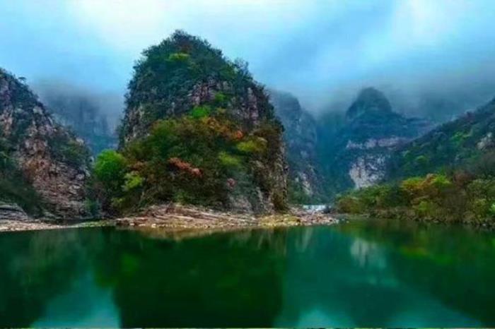 洛陽青要山風景區(qū)好玩嗎