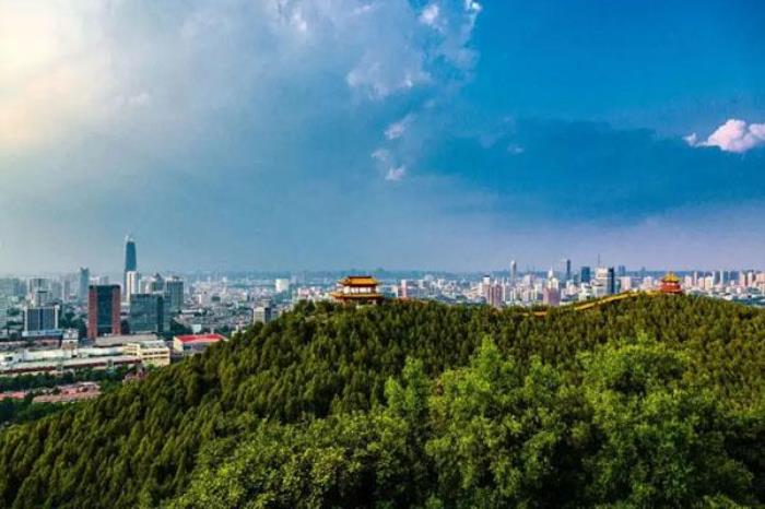 濟(jì)南千佛山風(fēng)景區(qū)攻略路線 附門(mén)票價(jià)格及開(kāi)放時(shí)間