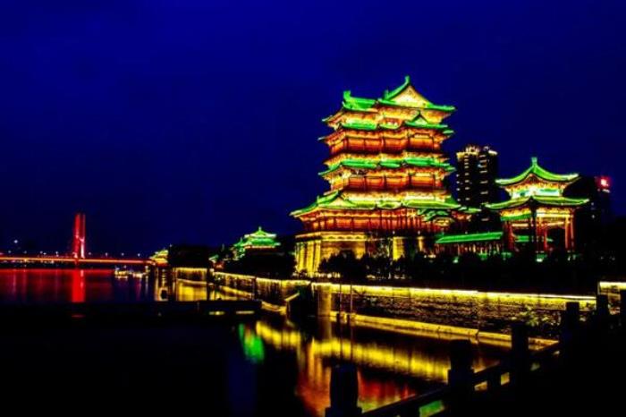 南昌夜游滕王閣攻略 附門票價格及開放時間