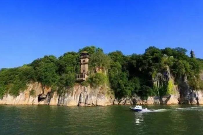 石鐘山景區(qū)在哪里?怎么去?