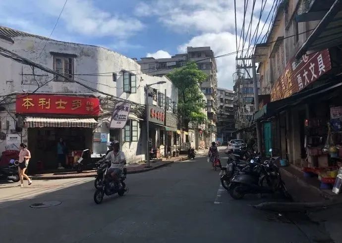 中國最能媲美三亞的城市 太湛藍了