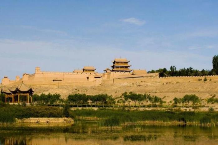 嘉峪關門票三個景點怎么去