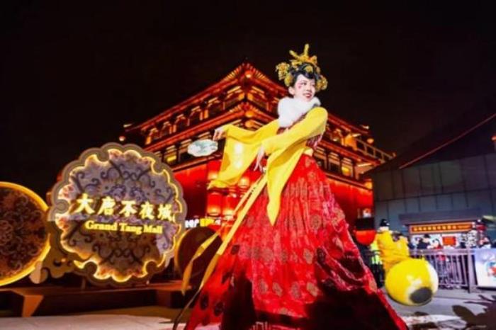 大唐不夜城怎么逛合適