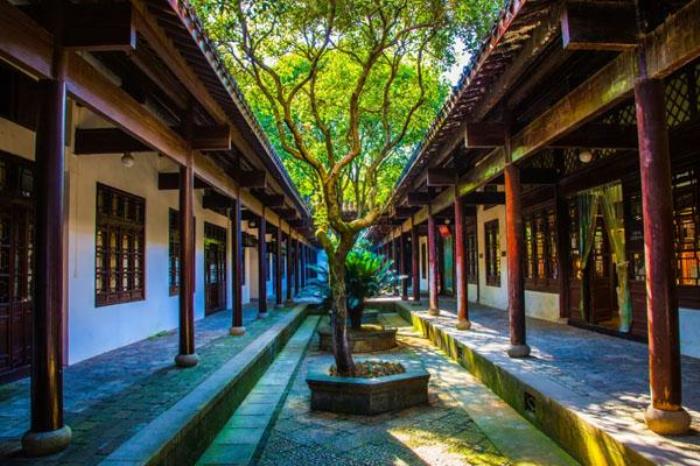 長(zhǎng)沙岳麓書(shū)院在哪里 具體地址及交通指南