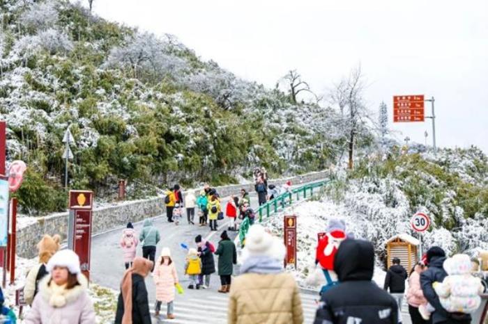金佛山南坡自駕賞雪兩日游攻略