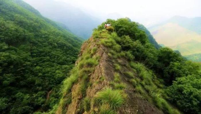 三聯(lián)峒冰泉景區(qū)