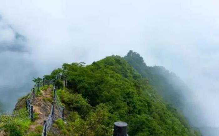 三聯(lián)峒冰泉景區(qū)