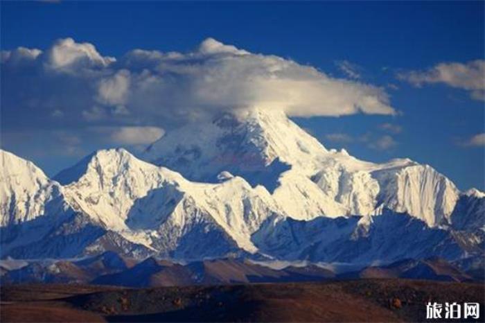 貢嘎雪山