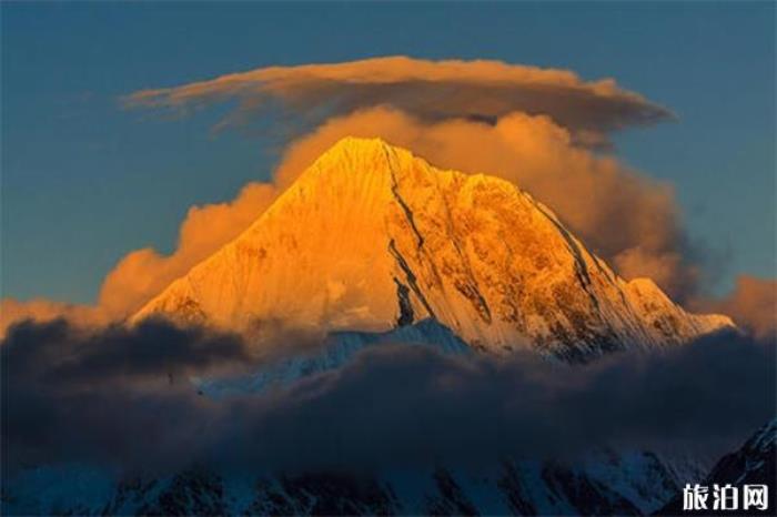 貢嘎雪山