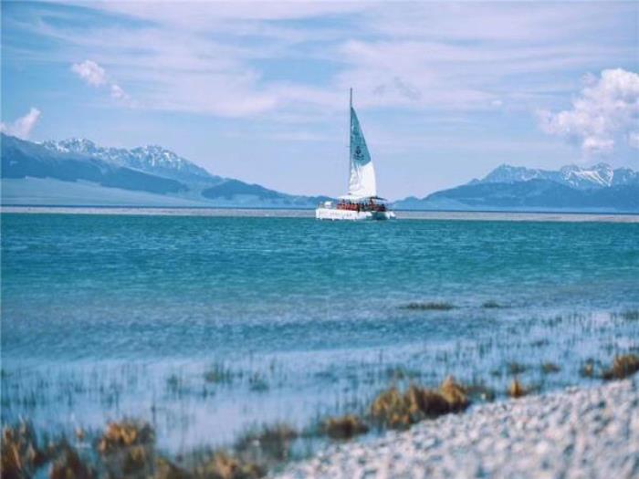 拉蒙古自治州賽里木湖景區
