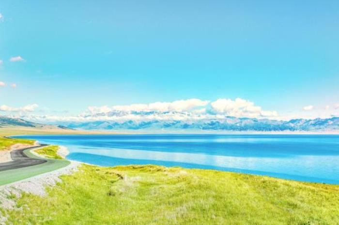 拉蒙古自治州賽里木湖景區