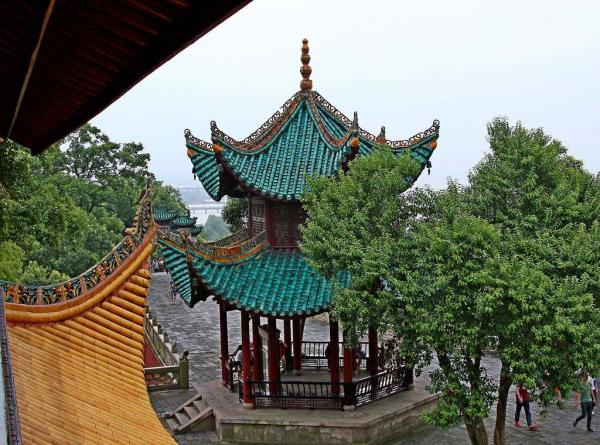 岳陽樓