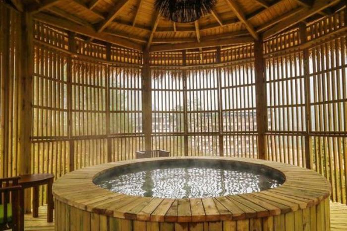 九龍洞溫泉度假莊園