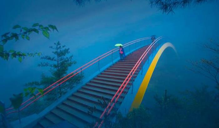 天燕旅游區(qū)