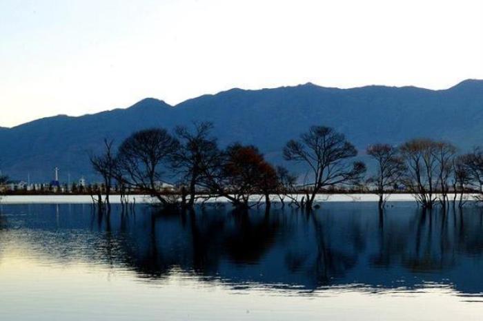 黃龍潭