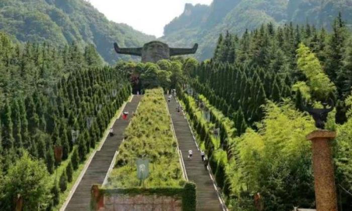 官門山