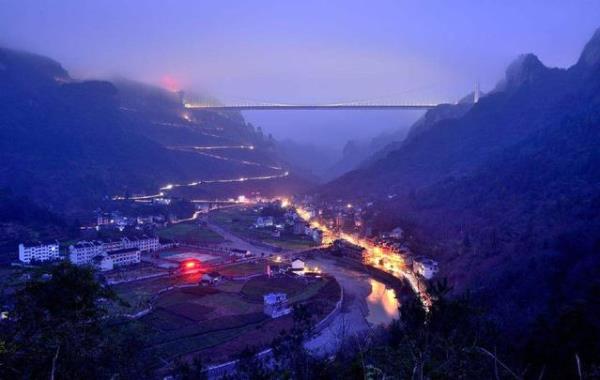 矮寨大橋