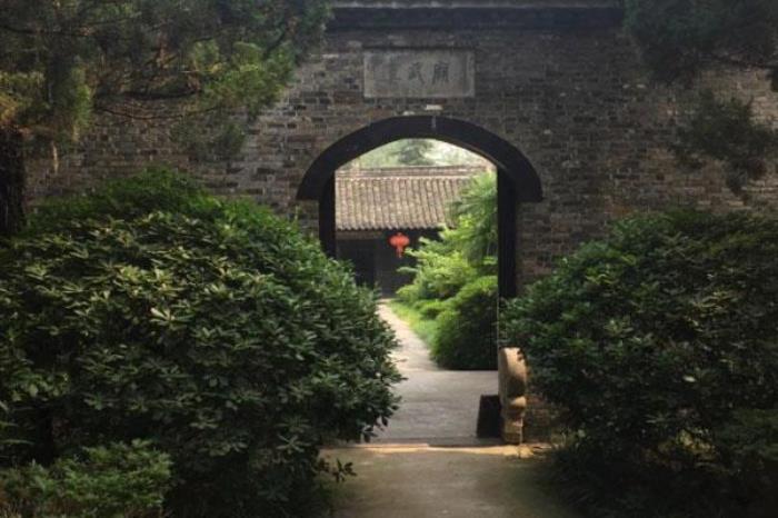 龍崗抗大八分校紀念館