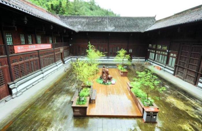 蜂桶寨鄧池溝景區