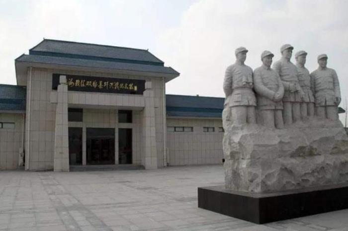 淮海戰役雙堆集烈士陵園