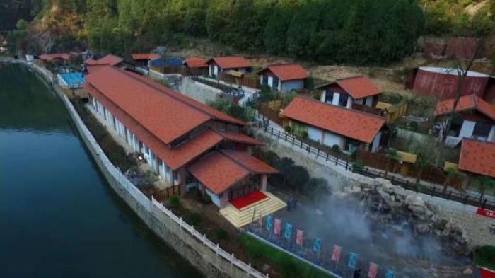 湯河裸浴溫泉度假區(qū)
