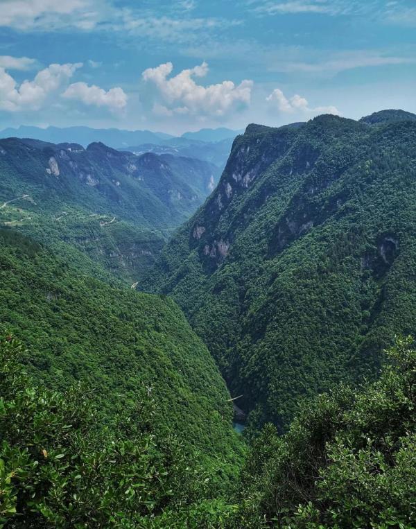 巴人河生態旅游區（三峽女人谷）