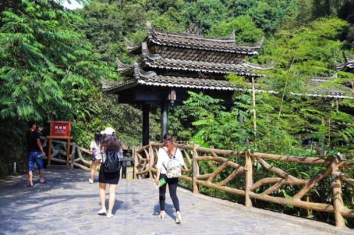 融水雙龍溝原始森林景區