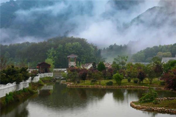 黃岡燕兒谷景區