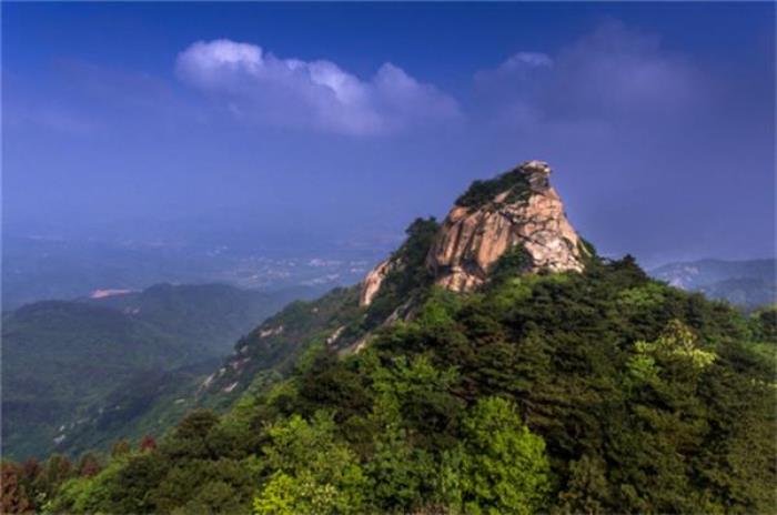 信陽(yáng)雞公山