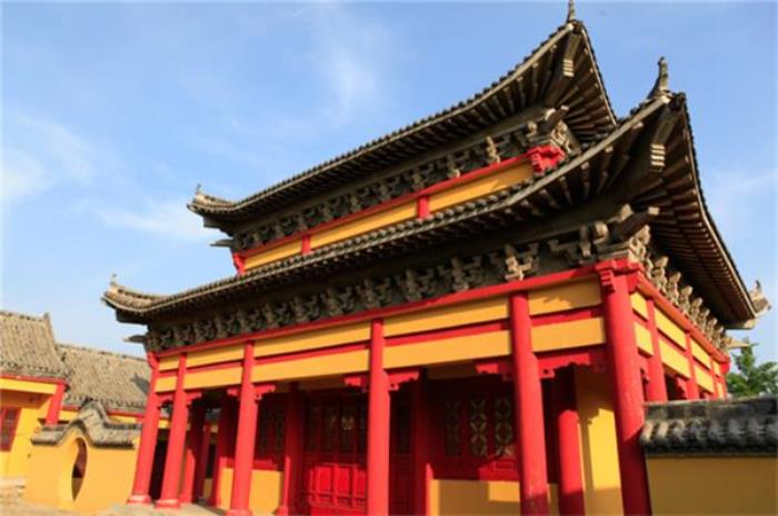 信陽(yáng)雞公山