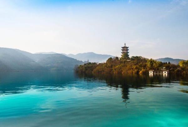 瀛湖風景區
