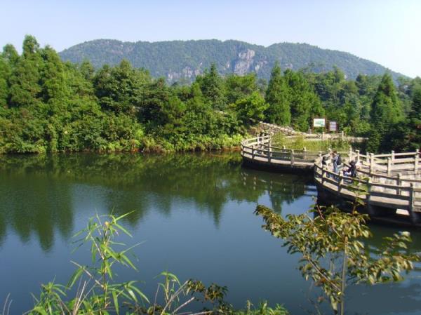 中國秦嶺悠然山高山濕地景區