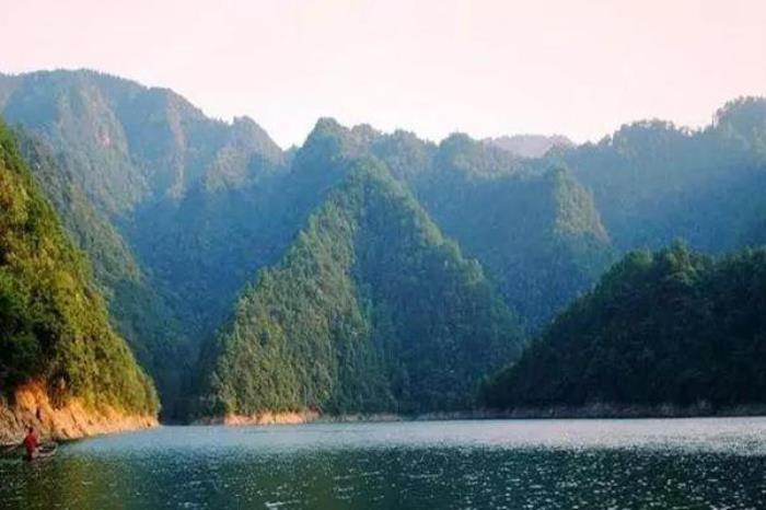 永新紅楓湖