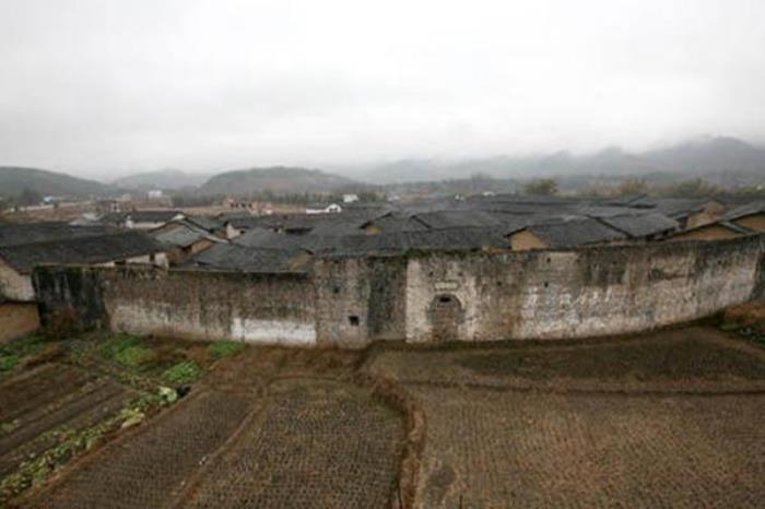 龍南田心圍