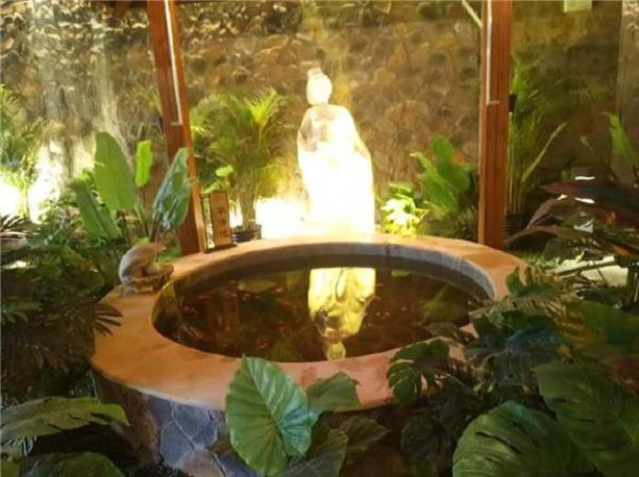 塞納溫泉會館