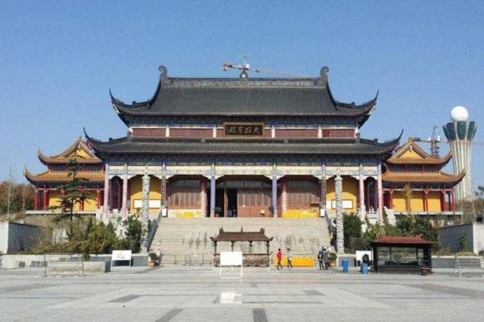 棲巖寺