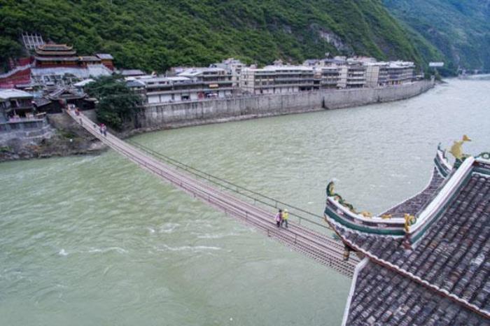 瀘定橋
