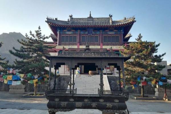 烏素圖召