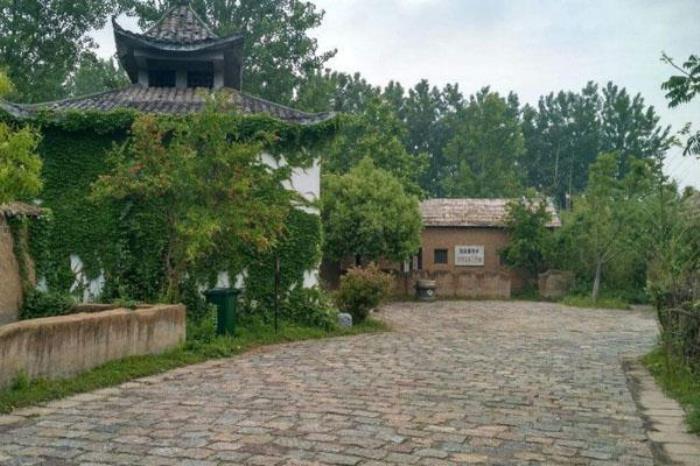 焦崗湖影視城