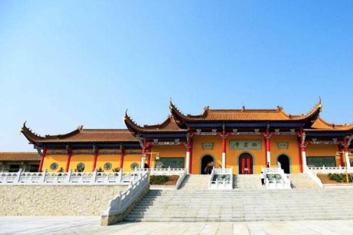 棲巖寺