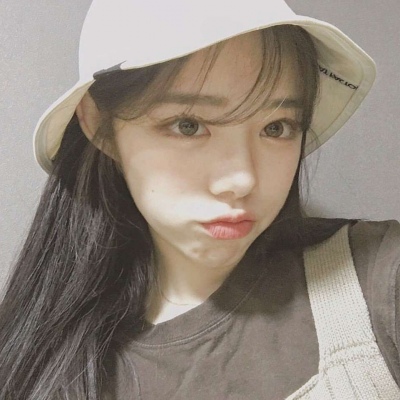 呂梁私人伴游女孩打字員劍子初