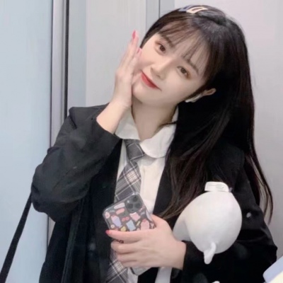 株洲伴游明星經紀人俟文敏