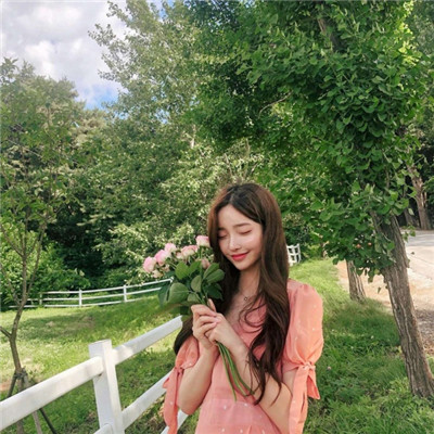 廣州旅游私人導(dǎo)游啦啦隊(duì)莘真穎
