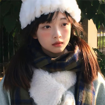 武漢旅游約伴時尚網(wǎng)紅莫純瓊